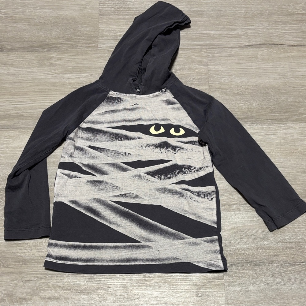 Gymboree Black and Gray Mummy Hoodie